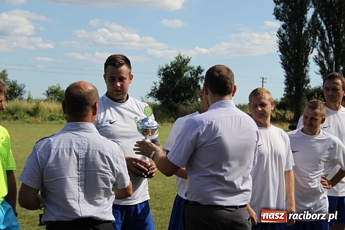 Zdjęcie w galerii na portalu naszraciborz.pl: Pełne emocji popołudnie i wiecz&oacute;r, czyli festyn LKS Wojnowice wiadomości z regionu