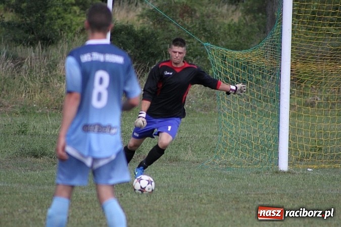 Zdjęcie w galerii na portalu naszraciborz.pl: Pełne emocji popołudnie i wiecz&oacute;r, czyli festyn LKS Wojnowice wiadomości z regionu