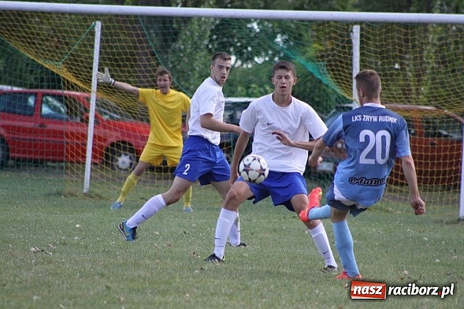 Zdjęcie w galerii na portalu naszraciborz.pl: Pełne emocji popołudnie i wiecz&oacute;r, czyli festyn LKS Wojnowice wiadomości z regionu