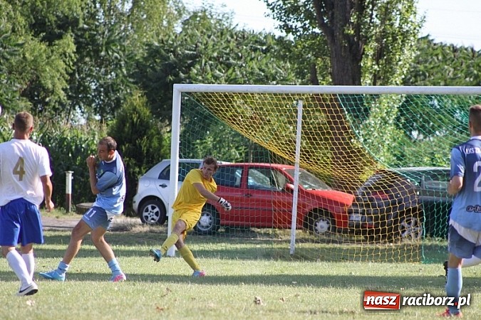 Zdjęcie w galerii na portalu naszraciborz.pl: Pełne emocji popołudnie i wiecz&oacute;r, czyli festyn LKS Wojnowice wiadomości z regionu