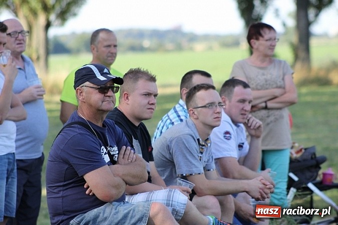 Zdjęcie w galerii na portalu naszraciborz.pl: Pełne emocji popołudnie i wiecz&oacute;r, czyli festyn LKS Wojnowice wiadomości z regionu