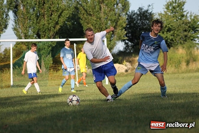 Zdjęcie w galerii na portalu naszraciborz.pl: Pełne emocji popołudnie i wiecz&oacute;r, czyli festyn LKS Wojnowice wiadomości z regionu