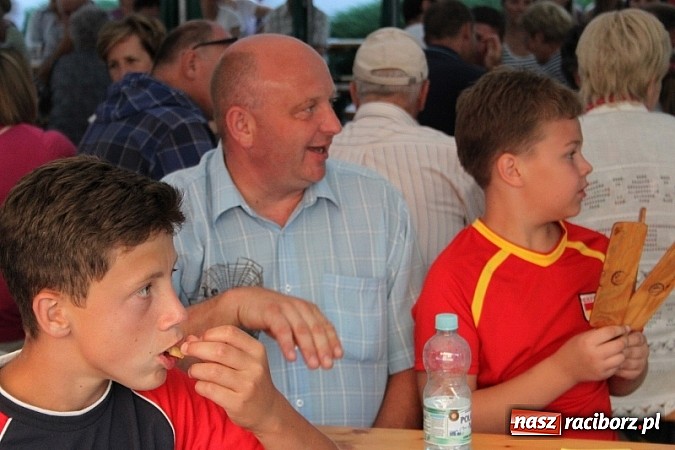 Zdjęcie w galerii na portalu naszraciborz.pl: Pełne emocji popołudnie i wiecz&oacute;r, czyli festyn LKS Wojnowice wiadomości z regionu