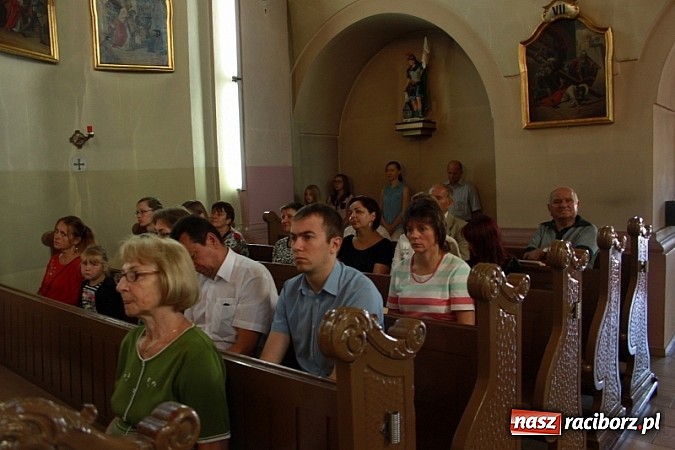 Zdjęcie w galerii na portalu naszraciborz.pl: Pełne emocji popołudnie i wiecz&oacute;r, czyli festyn LKS Wojnowice wiadomości z regionu