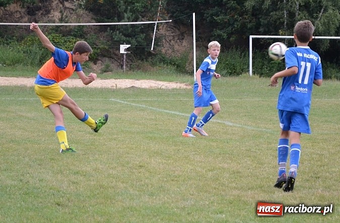 Zdjęcie w galerii na portalu naszraciborz.pl: Unia Racibórz - Jedlińsk. Rewanż zakończony pogromem! wiadomości z regionu