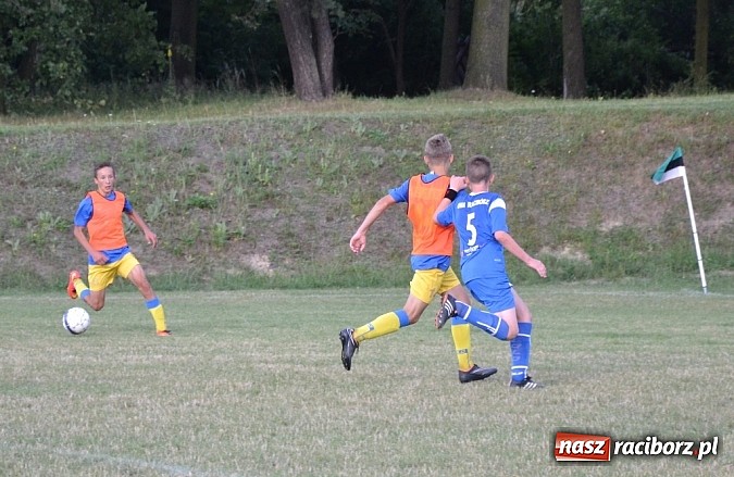 Zdjęcie w galerii na portalu naszraciborz.pl: Unia Racibórz - Jedlińsk. Rewanż zakończony pogromem! wiadomości z regionu