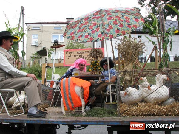 Zdjęcie w galerii na portalu naszraciborz.pl: Tworków: Hucznie i na wesoło wiadomości z regionu