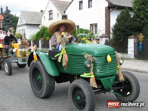 Zdjęcie w galerii na portalu naszraciborz.pl: Tworków: Hucznie i na wesoło wiadomości z regionu
