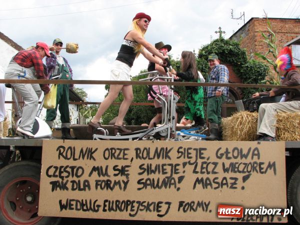 Zdjęcie w galerii na portalu naszraciborz.pl: Tworków: Hucznie i na wesoło wiadomości z regionu