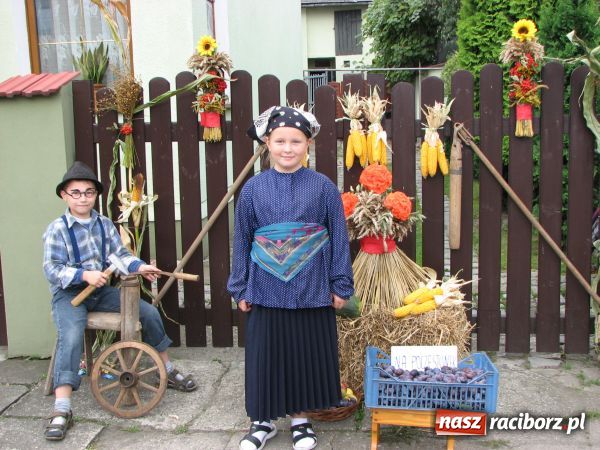 Zdjęcie w galerii na portalu naszraciborz.pl: Tworków: Hucznie i na wesoło wiadomości z regionu