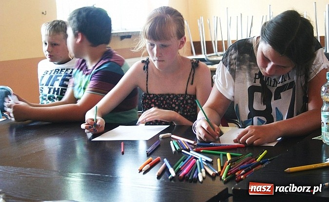 Zdjęcie w galerii na portalu naszraciborz.pl: Gotowanie na Uniwersytecie Małolata w Nędzy  wiadomości z regionu