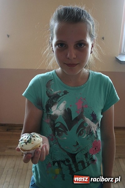 Zdjęcie w galerii na portalu naszraciborz.pl: Gotowanie na Uniwersytecie Małolata w Nędzy  wiadomości z regionu