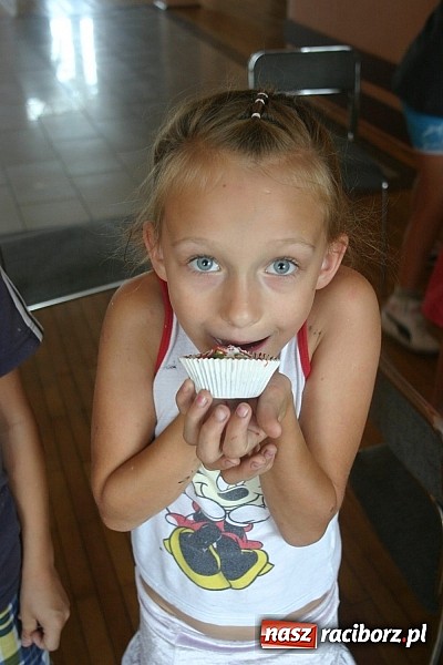 Zdjęcie w galerii na portalu naszraciborz.pl: Gotowanie na Uniwersytecie Małolata w Nędzy  wiadomości z regionu