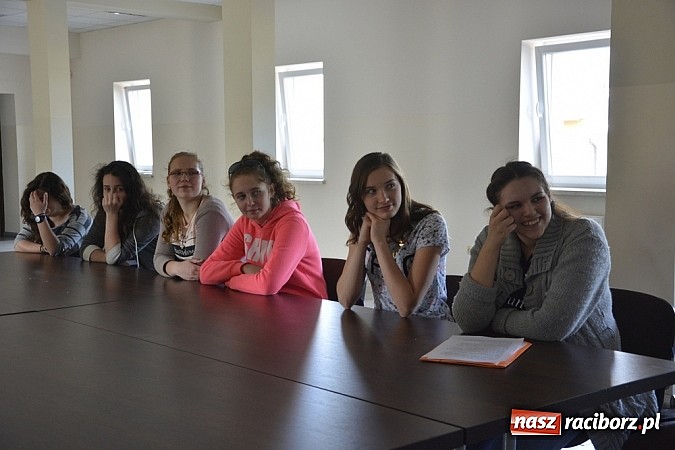 Zdjęcie w galerii na portalu naszraciborz.pl: Udowodniły, że poza komputerem jest inny, ciekawszy świat wiadomości z regionu