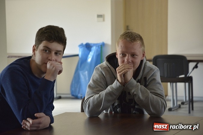 Zdjęcie w galerii na portalu naszraciborz.pl: Udowodniły, że poza komputerem jest inny, ciekawszy świat wiadomości z regionu