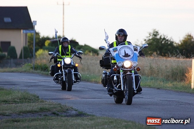 Zdjęcie w galerii na portalu naszraciborz.pl: Rowerem z Lubomi na Jasną Górę wiadomości z regionu