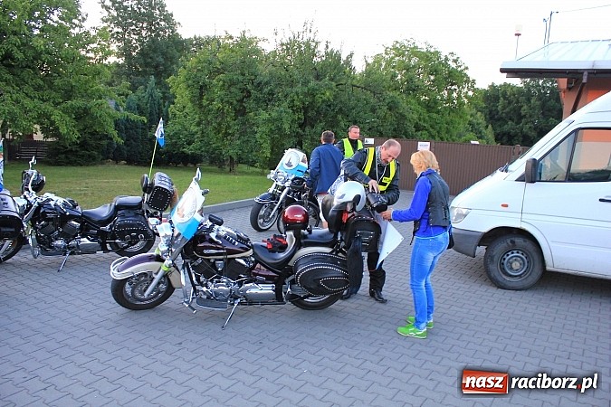 Zdjęcie w galerii na portalu naszraciborz.pl: Rowerem z Lubomi na Jasną Górę wiadomości z regionu