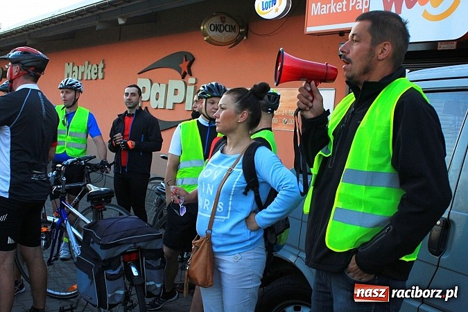 Zdjęcie w galerii na portalu naszraciborz.pl: Rowerem z Lubomi na Jasną Górę wiadomości z regionu