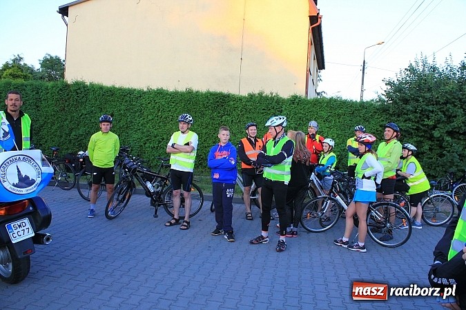 Zdjęcie w galerii na portalu naszraciborz.pl: Rowerem z Lubomi na Jasną Górę wiadomości z regionu