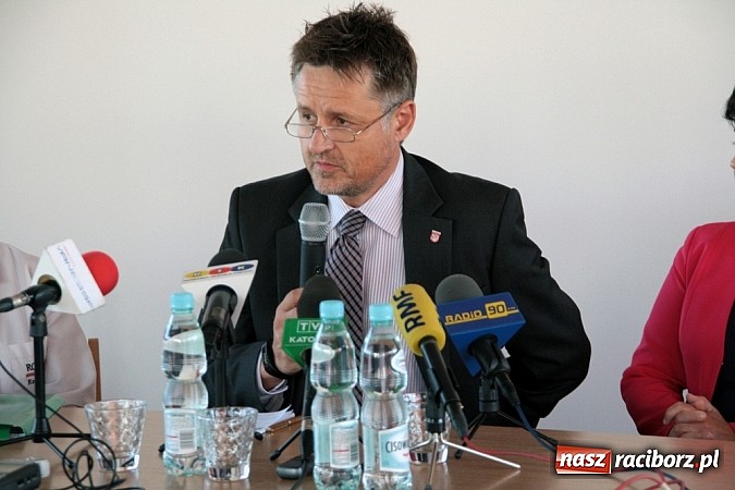 Zdjęcie w galerii na portalu naszraciborz.pl: W Warszawie dyskutowano o przyszłości raciborskiego krwiodawstwa wiadomości z regionu