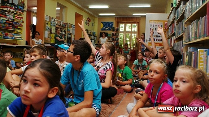 Zdjęcie w galerii na portalu naszraciborz.pl: Olimpijskie zajęcia dla dzieci w raciborskiej bibliotece z Ryszardem Wolnym wiadomości z regionu