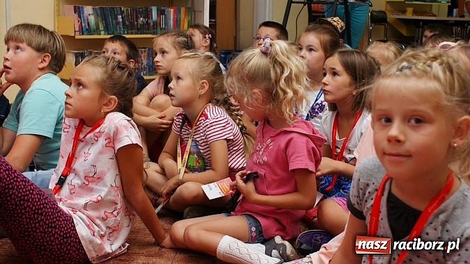 Zdjęcie w galerii na portalu naszraciborz.pl: Olimpijskie zajęcia dla dzieci w raciborskiej bibliotece z Ryszardem Wolnym wiadomości z regionu