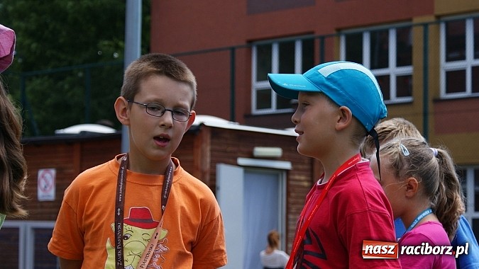 Zdjęcie w galerii na portalu naszraciborz.pl: Olimpijskie zajęcia dla dzieci w raciborskiej bibliotece z Ryszardem Wolnym wiadomości z regionu