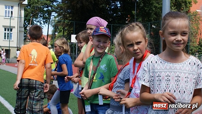 Zdjęcie w galerii na portalu naszraciborz.pl: Olimpijskie zajęcia dla dzieci w raciborskiej bibliotece z Ryszardem Wolnym wiadomości z regionu