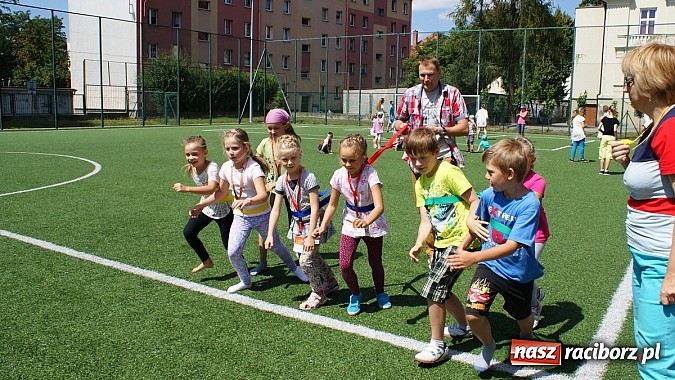 Zdjęcie w galerii na portalu naszraciborz.pl: Olimpijskie zajęcia dla dzieci w raciborskiej bibliotece z Ryszardem Wolnym wiadomości z regionu