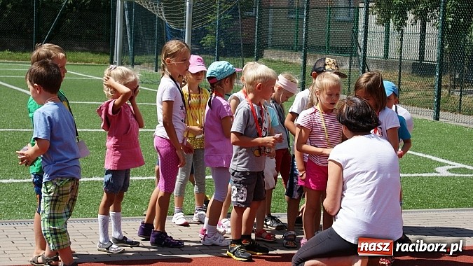 Zdjęcie w galerii na portalu naszraciborz.pl: Olimpijskie zajęcia dla dzieci w raciborskiej bibliotece z Ryszardem Wolnym wiadomości z regionu
