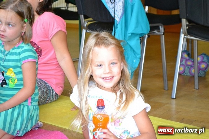 Zdjęcie w galerii na portalu naszraciborz.pl: Nauka poprzez zabawę, czyli Kamishibai  wiadomości z regionu