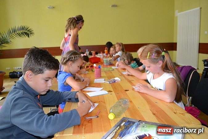 Zdjęcie w galerii na portalu naszraciborz.pl: Nauka poprzez zabawę, czyli Kamishibai  wiadomości z regionu