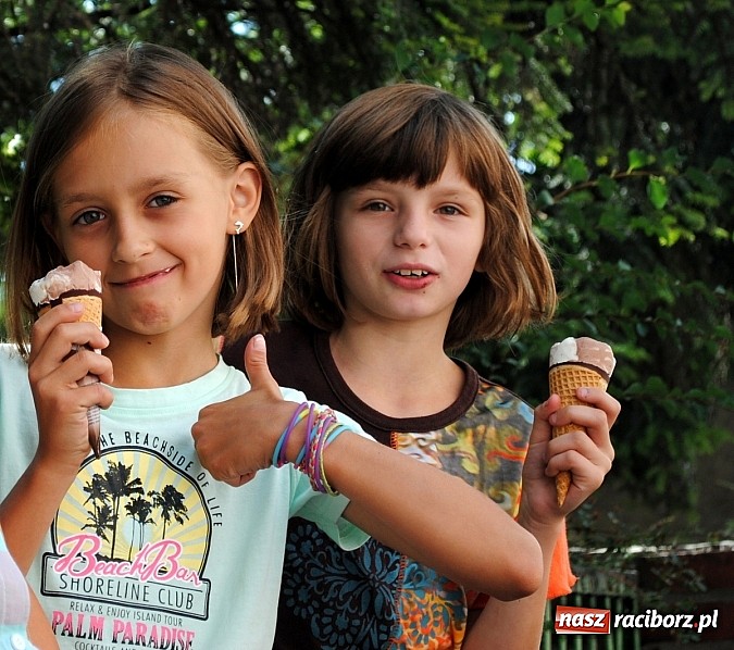Zdjęcie w galerii na portalu naszraciborz.pl: Słoneczne zakończenie Lata z Kulturką w Kietrzu wiadomości z regionu