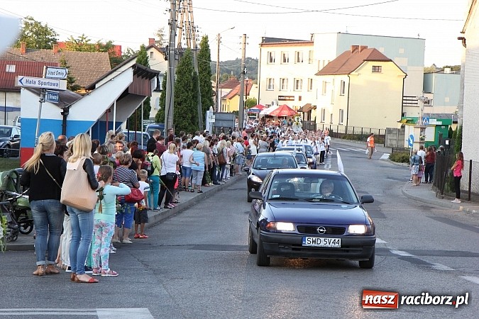 Zdjęcie w galerii na portalu naszraciborz.pl: Lubomscy pielgrzymi wrócili z Jasnej Góry wiadomości z regionu