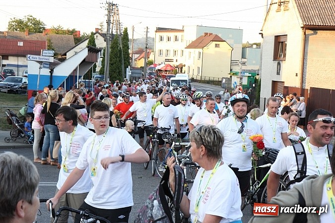 Zdjęcie w galerii na portalu naszraciborz.pl: Lubomscy pielgrzymi wrócili z Jasnej Góry wiadomości z regionu