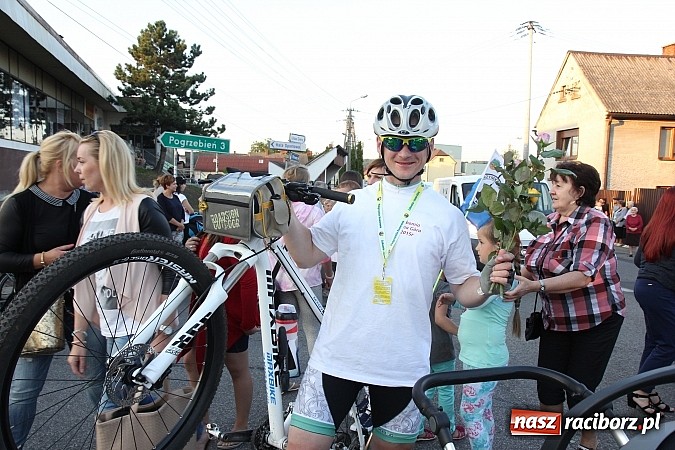 Zdjęcie w galerii na portalu naszraciborz.pl: Lubomscy pielgrzymi wrócili z Jasnej Góry wiadomości z regionu