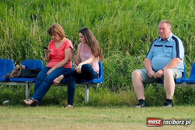 Zdjęcie w galerii na portalu naszraciborz.pl: Sparing: Pewne zwycięstwo Raszczyc w Cyprzanowie wiadomości z regionu