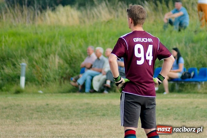 Zdjęcie w galerii na portalu naszraciborz.pl: Sparing: Pewne zwycięstwo Raszczyc w Cyprzanowie wiadomości z regionu