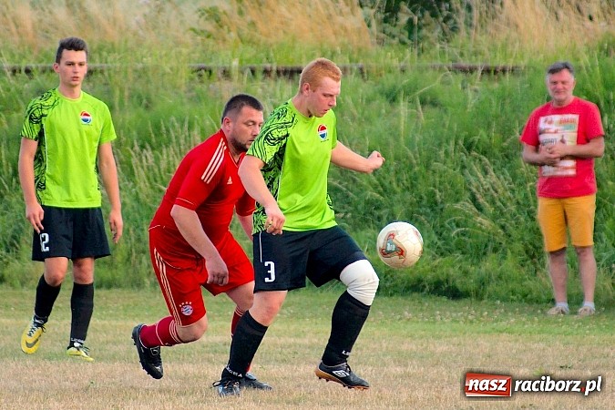 Zdjęcie w galerii na portalu naszraciborz.pl: Sparing: Pewne zwycięstwo Raszczyc w Cyprzanowie wiadomości z regionu