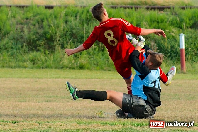 Zdjęcie w galerii na portalu naszraciborz.pl: Sparing: Pewne zwycięstwo Raszczyc w Cyprzanowie wiadomości z regionu