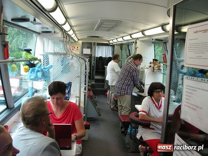 Zdjęcie w galerii na portalu naszraciborz.pl: W Tworkowie honorowo oddawali krew wiadomości z regionu