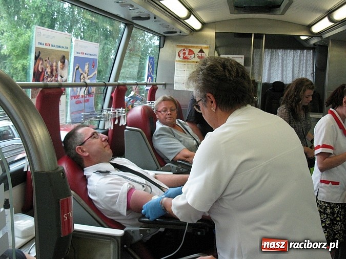 Zdjęcie w galerii na portalu naszraciborz.pl: W Tworkowie honorowo oddawali krew wiadomości z regionu