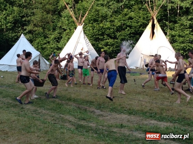 Zdjęcie w galerii na portalu naszraciborz.pl: Raciborscy harcerze obozowali z czeskimi skautami wiadomości z regionu