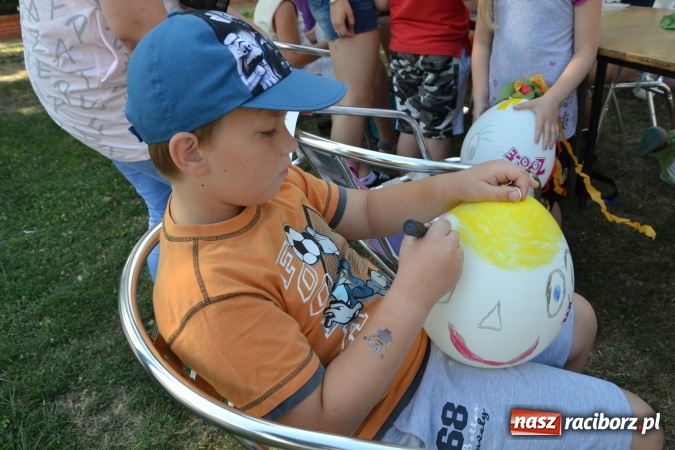 Zdjęcie w galerii na portalu naszraciborz.pl: Letnia Akcja Zamkowe Zuchy 2015 ruszyła na zamku  wiadomości z regionu