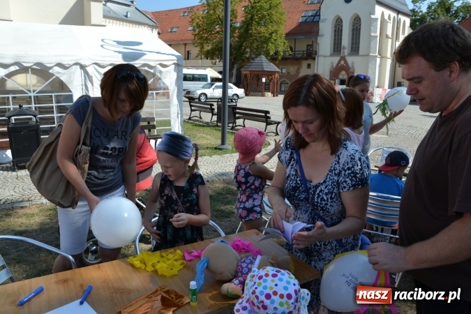 Zdjęcie w galerii na portalu naszraciborz.pl: Letnia Akcja Zamkowe Zuchy 2015 ruszyła na zamku  wiadomości z regionu
