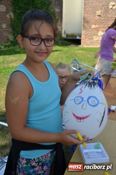 Zdjęcie w galerii na portalu naszraciborz.pl: Letnia Akcja Zamkowe Zuchy 2015 ruszyła na zamku  wiadomości z regionu