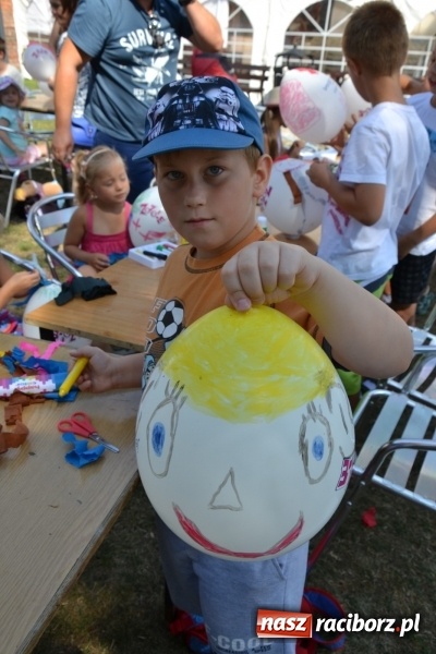 Zdjęcie w galerii na portalu naszraciborz.pl: Letnia Akcja Zamkowe Zuchy 2015 ruszyła na zamku  wiadomości z regionu