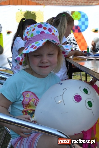 Zdjęcie w galerii na portalu naszraciborz.pl: Letnia Akcja Zamkowe Zuchy 2015 ruszyła na zamku  wiadomości z regionu