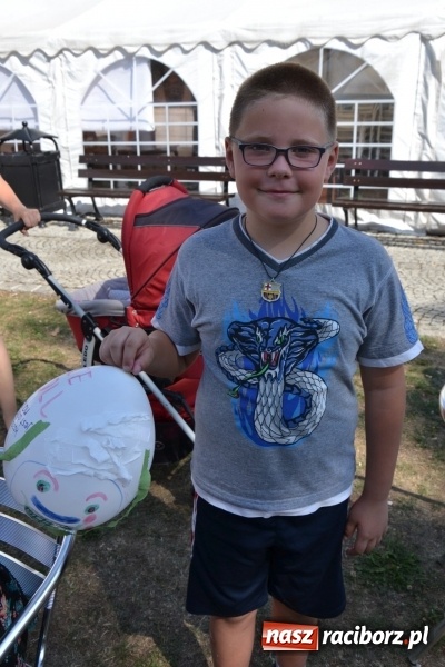 Zdjęcie w galerii na portalu naszraciborz.pl: Letnia Akcja Zamkowe Zuchy 2015 ruszyła na zamku  wiadomości z regionu