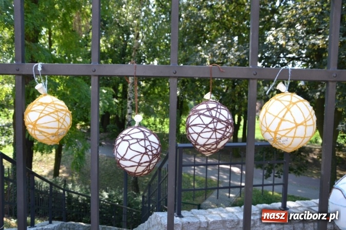 Zdjęcie w galerii na portalu naszraciborz.pl: Letnia Akcja Zamkowe Zuchy 2015 ruszyła na zamku  wiadomości z regionu